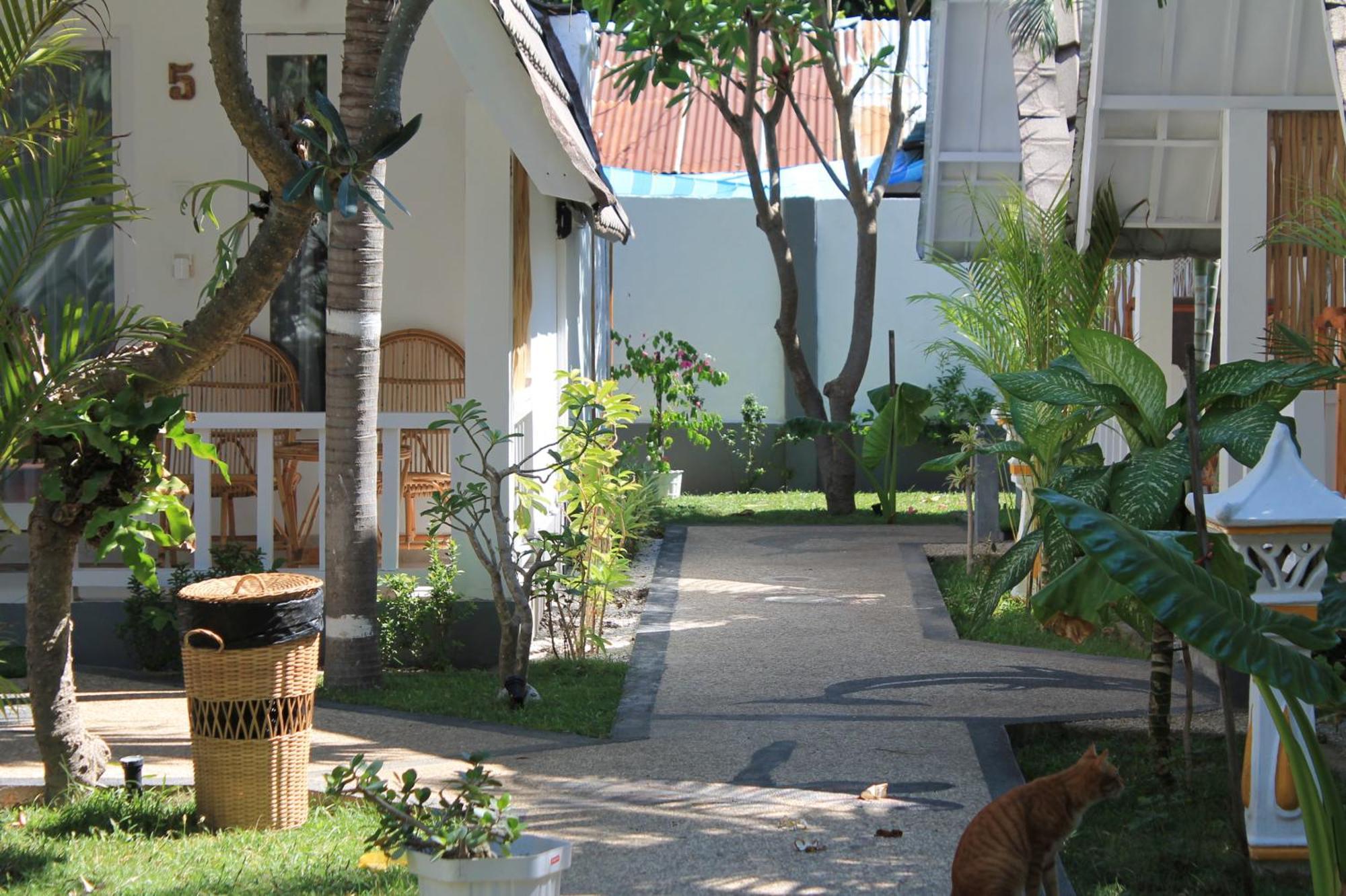 New Balengku Dua Hotel - Adults Only 吉利阿尔 外观 照片