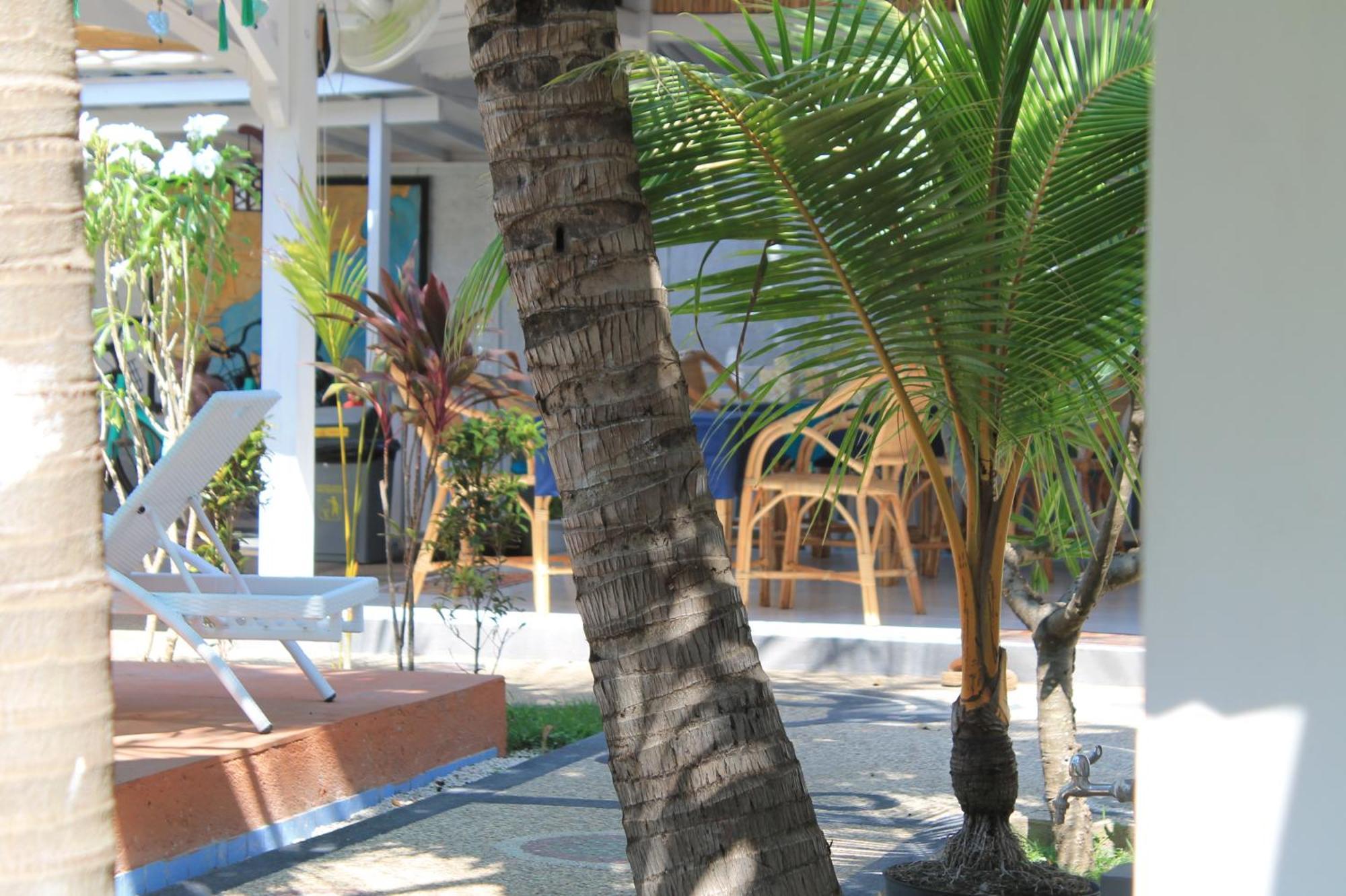 New Balengku Dua Hotel - Adults Only 吉利阿尔 外观 照片