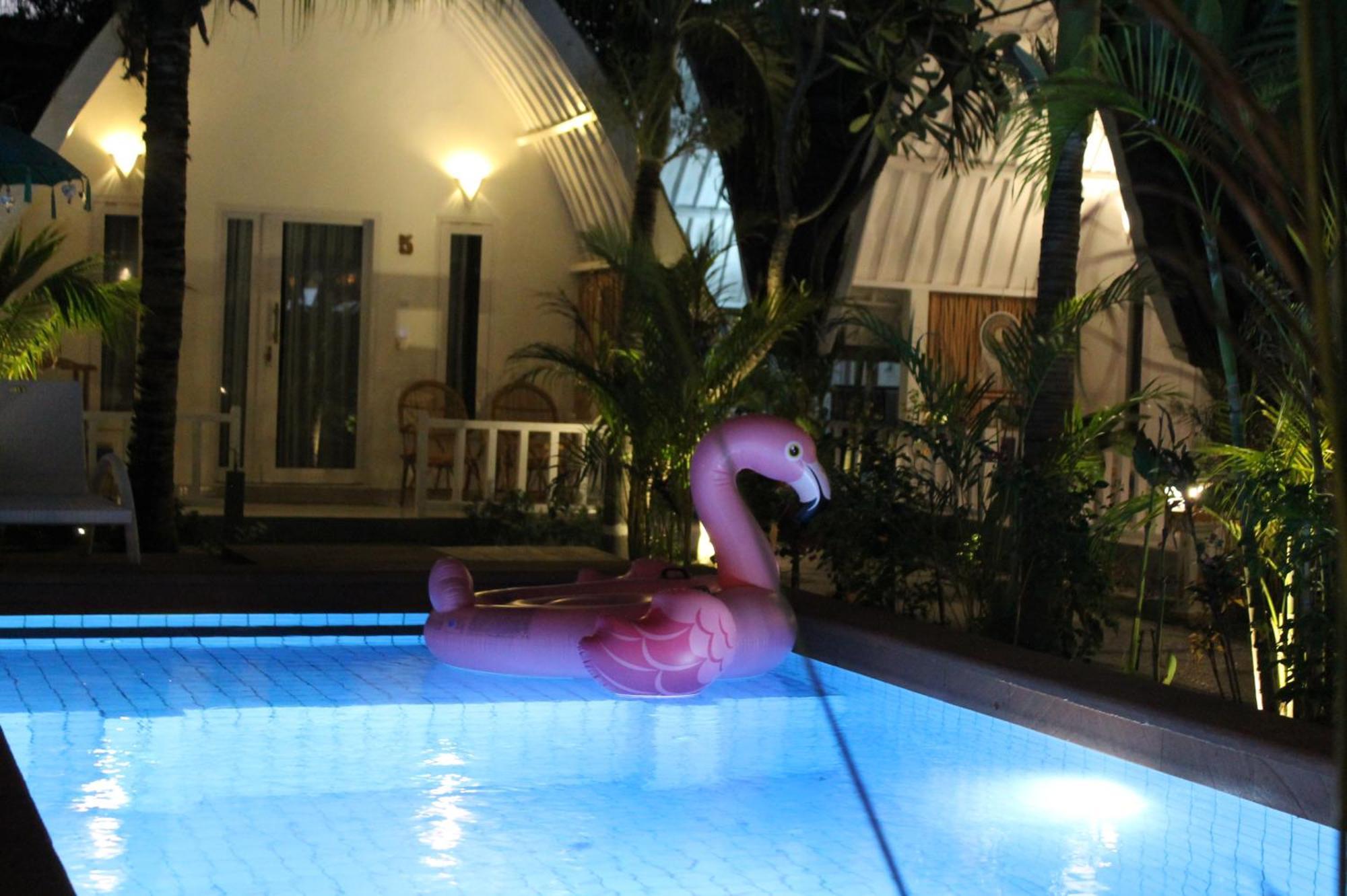 New Balengku Dua Hotel - Adults Only 吉利阿尔 外观 照片