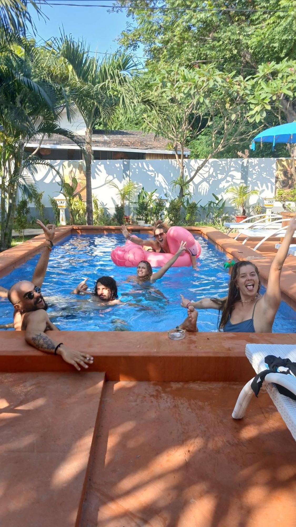 New Balengku Dua Hotel - Adults Only 吉利阿尔 外观 照片